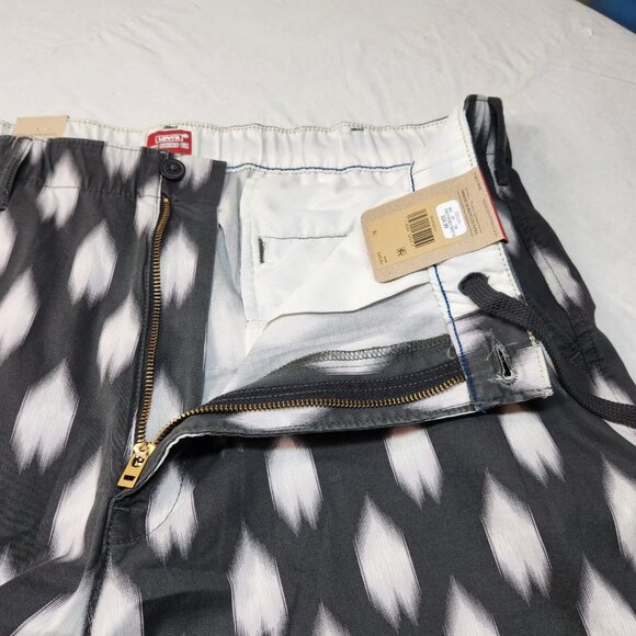 Levi's Men's Short Size XL XX Chino EZ Stretch Geometric Gray Shorts (16) - Picture 3 of 10